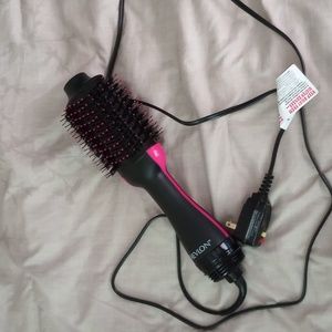Two In One Brush Blowdryer